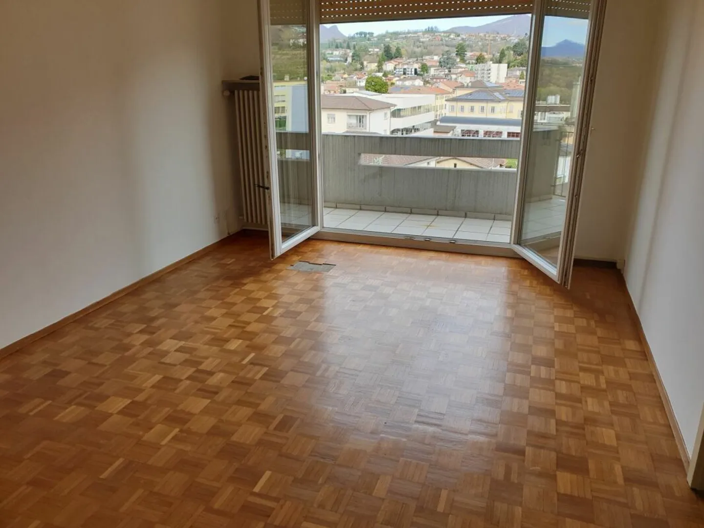 Wohnung mieten - Foto 2 von 13