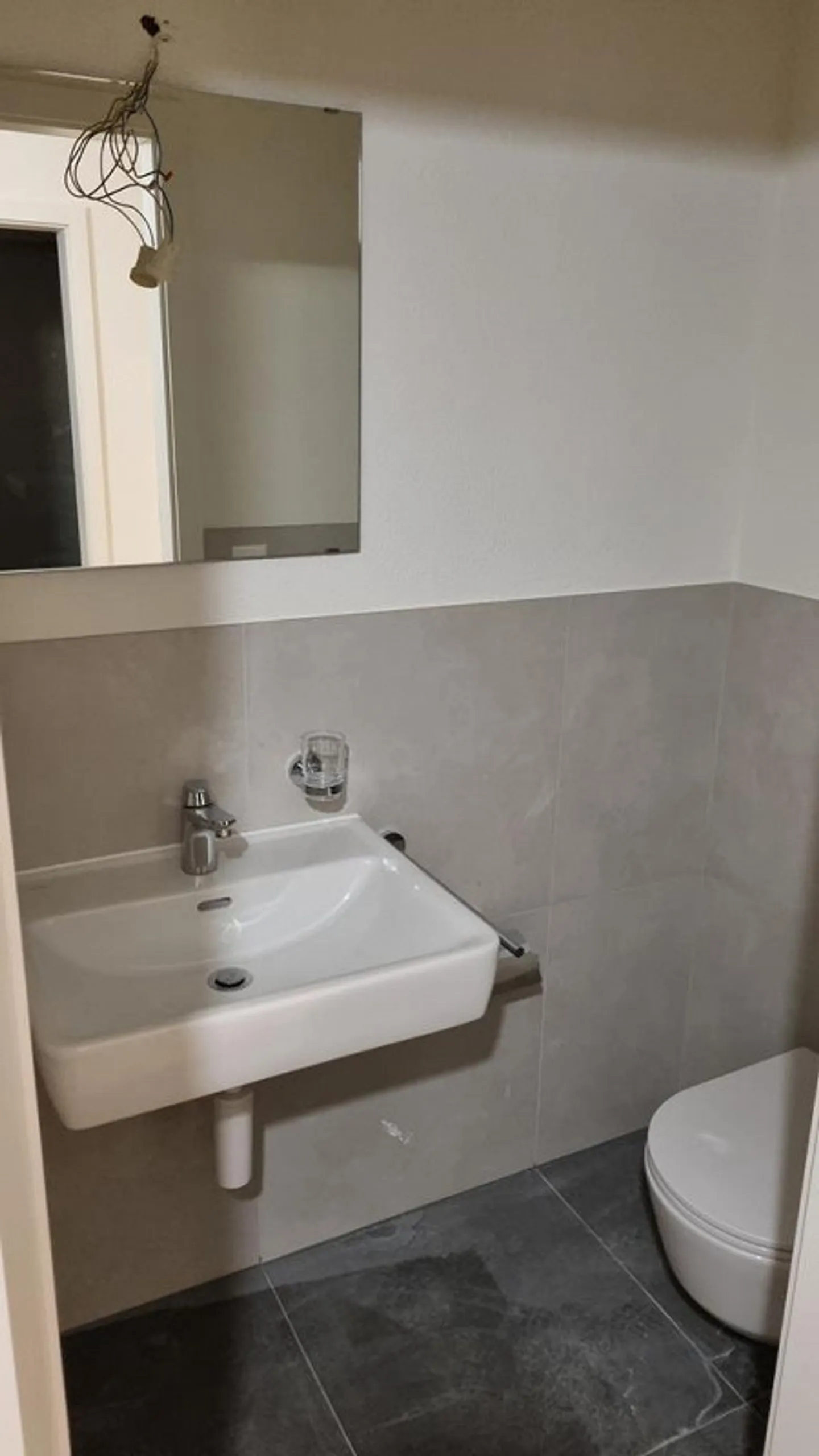 PREMIÈRE OCCUPATION - Appartement spacieux de 4,5 pièces avec loggia - Photo 5 sur 10