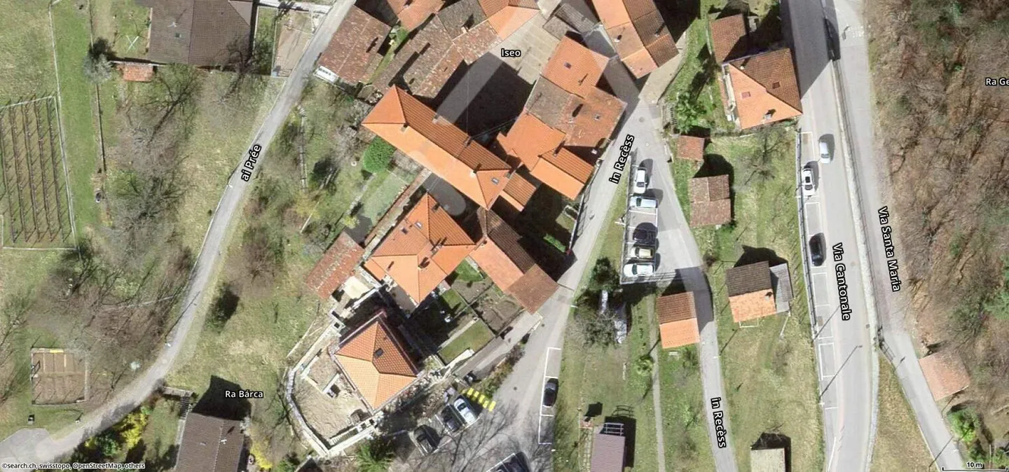 Casa bifamiliare con appartamenti di 3 e 2 stanze in una zona molto tranquilla... - Foto 30 di 31