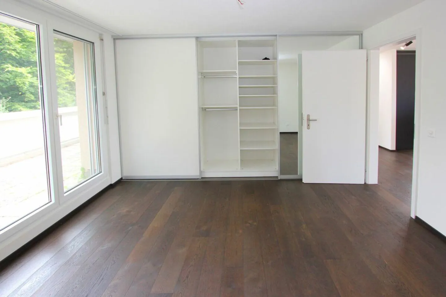 Modern penthouse apartment with large terrace, hobby room and AEP - Photo 9 of 13