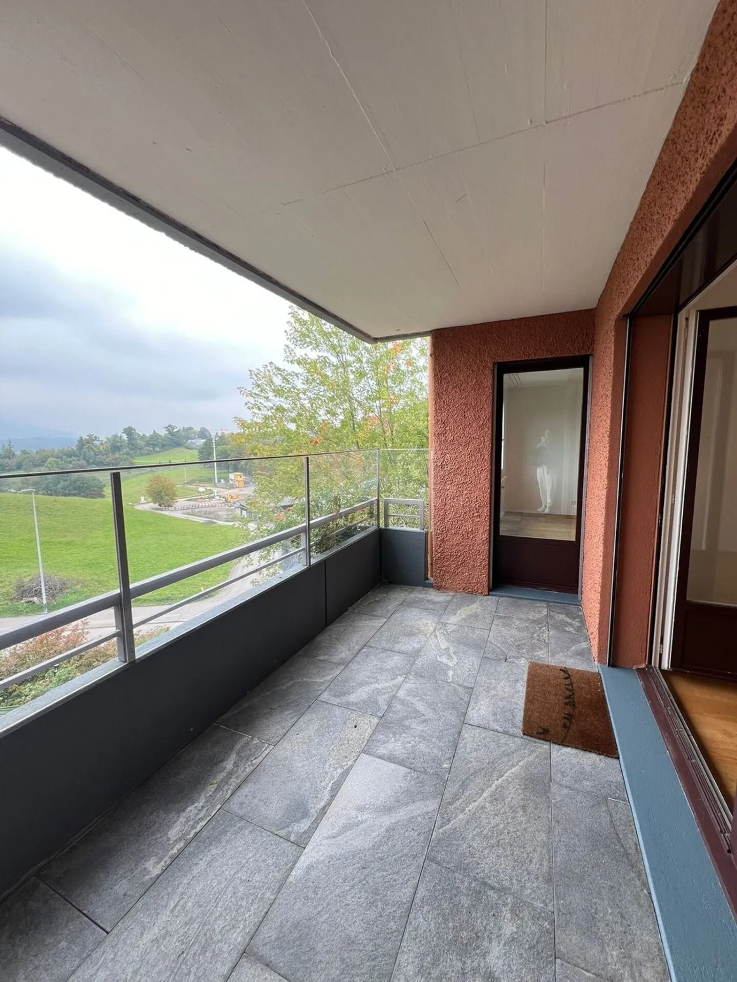 Votre nouveau chez-vous à Rüschlikon - Maison individuelle avec jardin paradisiaque et vue panoramique - Photo 9 sur 10