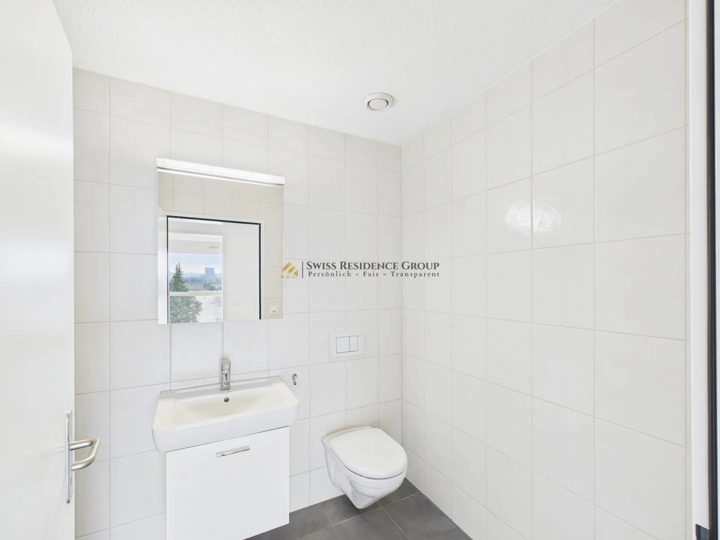 Modern, light-flooded and with balcony - charming 3.5-room apartment right by the park - Photo 6 of 9