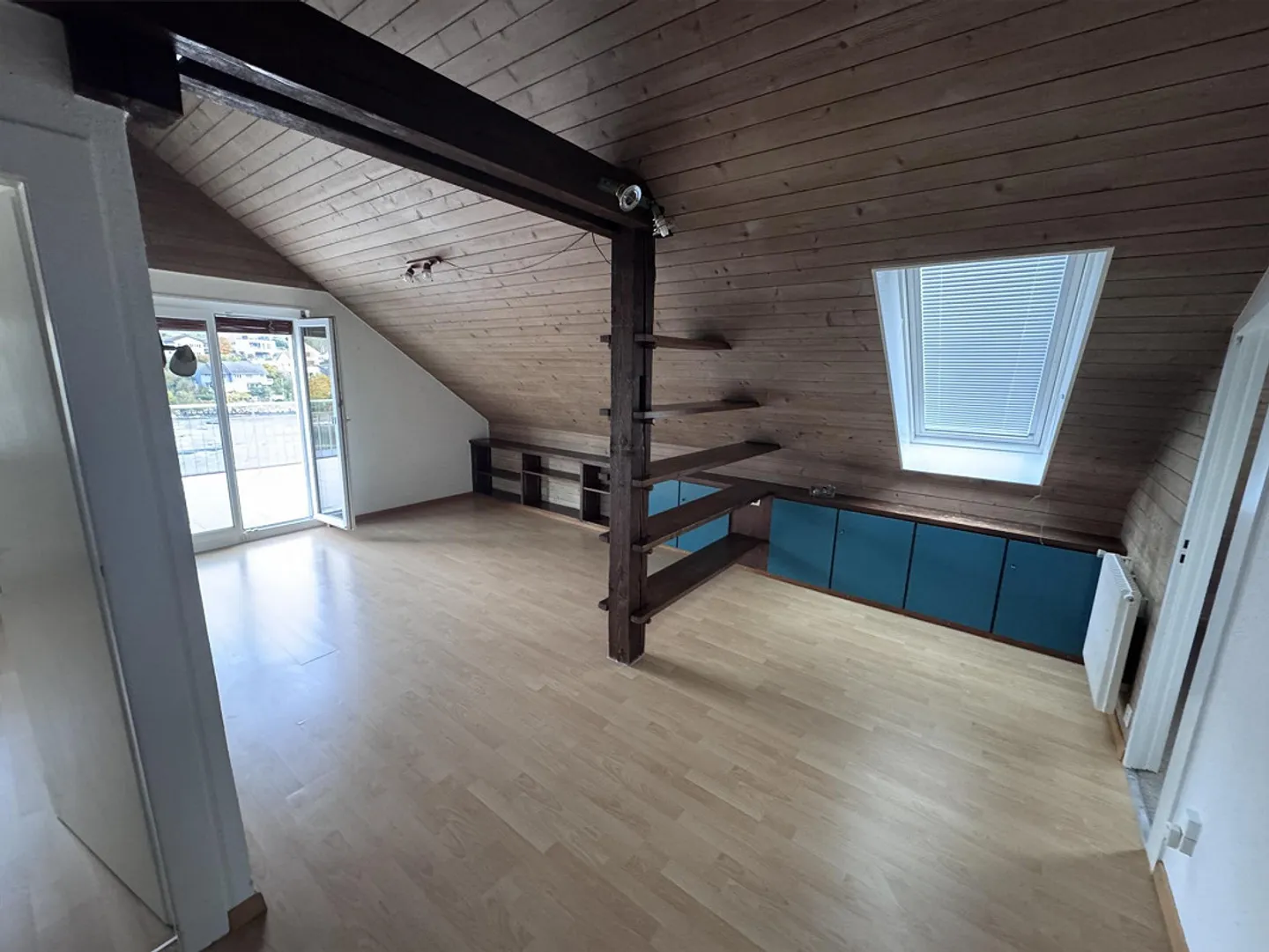 Helle 2.5 Zimmer Dachwohnung am Rhein mit grosser Terrasse - Foto 6 von 20