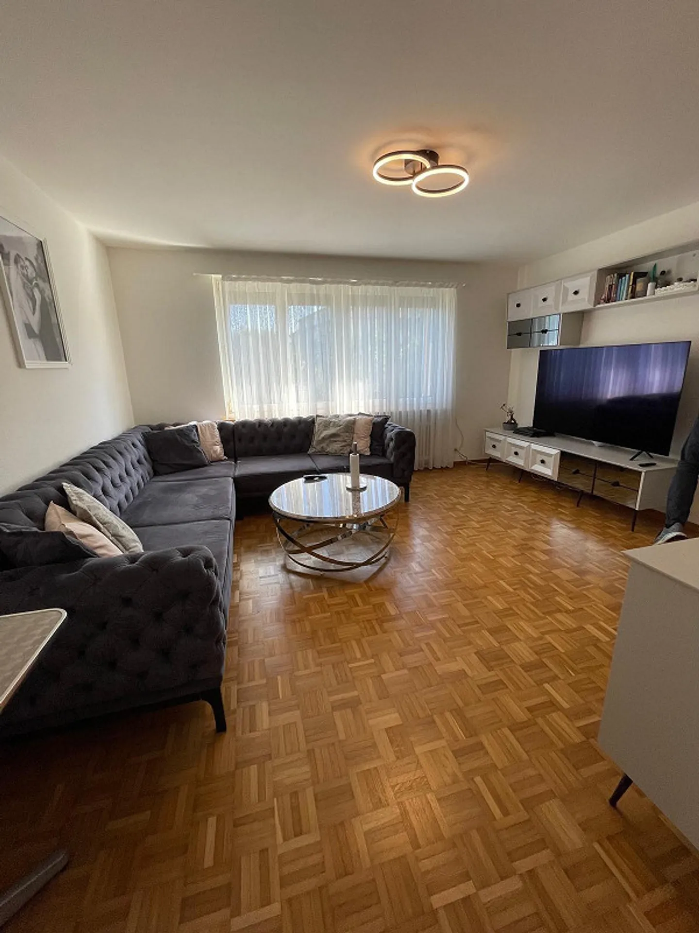 bright 4-room apartment in family-friendly property - Photo 5 of 9