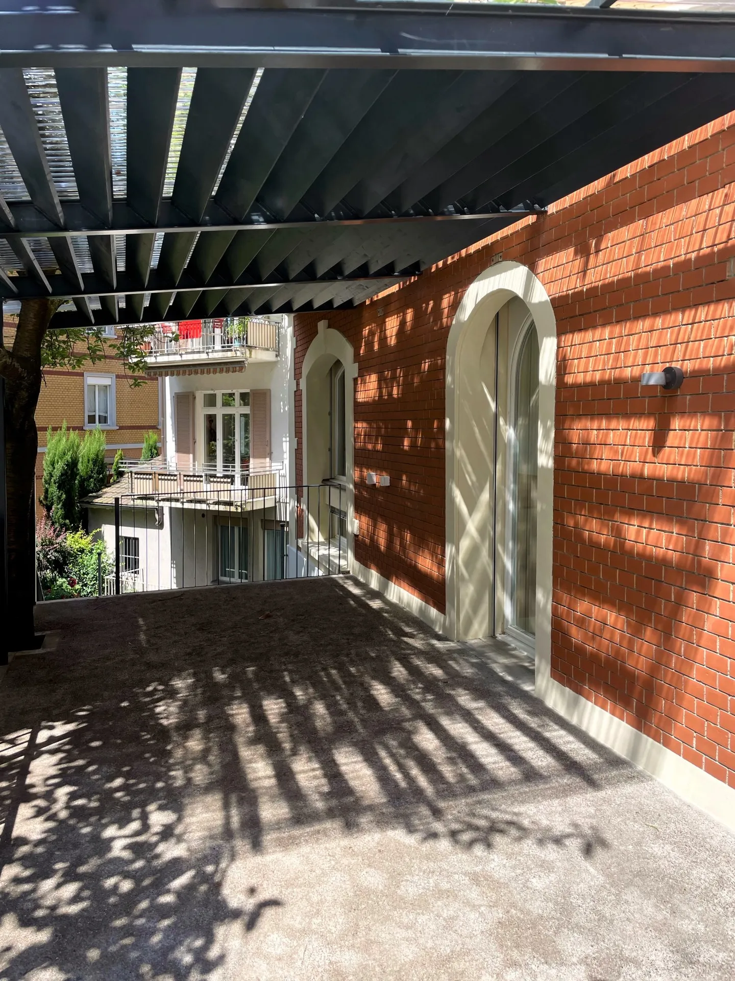 Metropolitan Chic - Living in Zurich's Prestige District - Photo 22 of 29