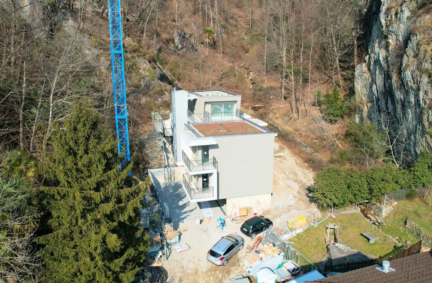 Nuovo appartamento con giardino in piccola moderna palazzina - Foto 2 di 11
