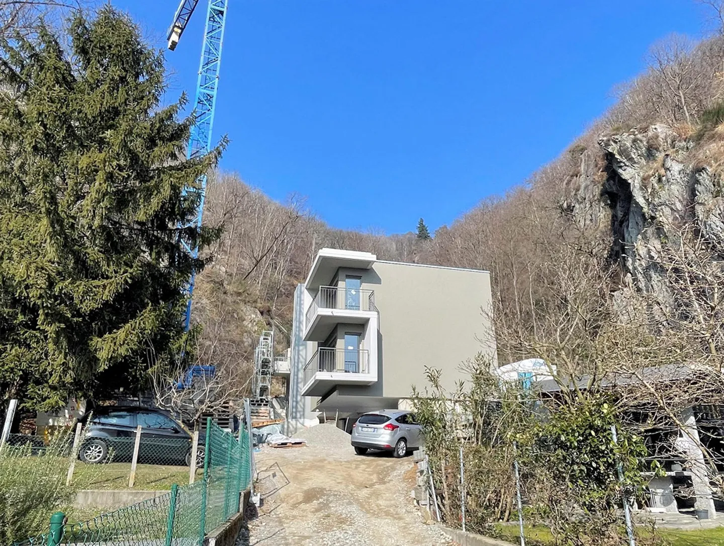 Nuovo appartamento con giardino in piccola moderna palazzina - Foto 5 di 11