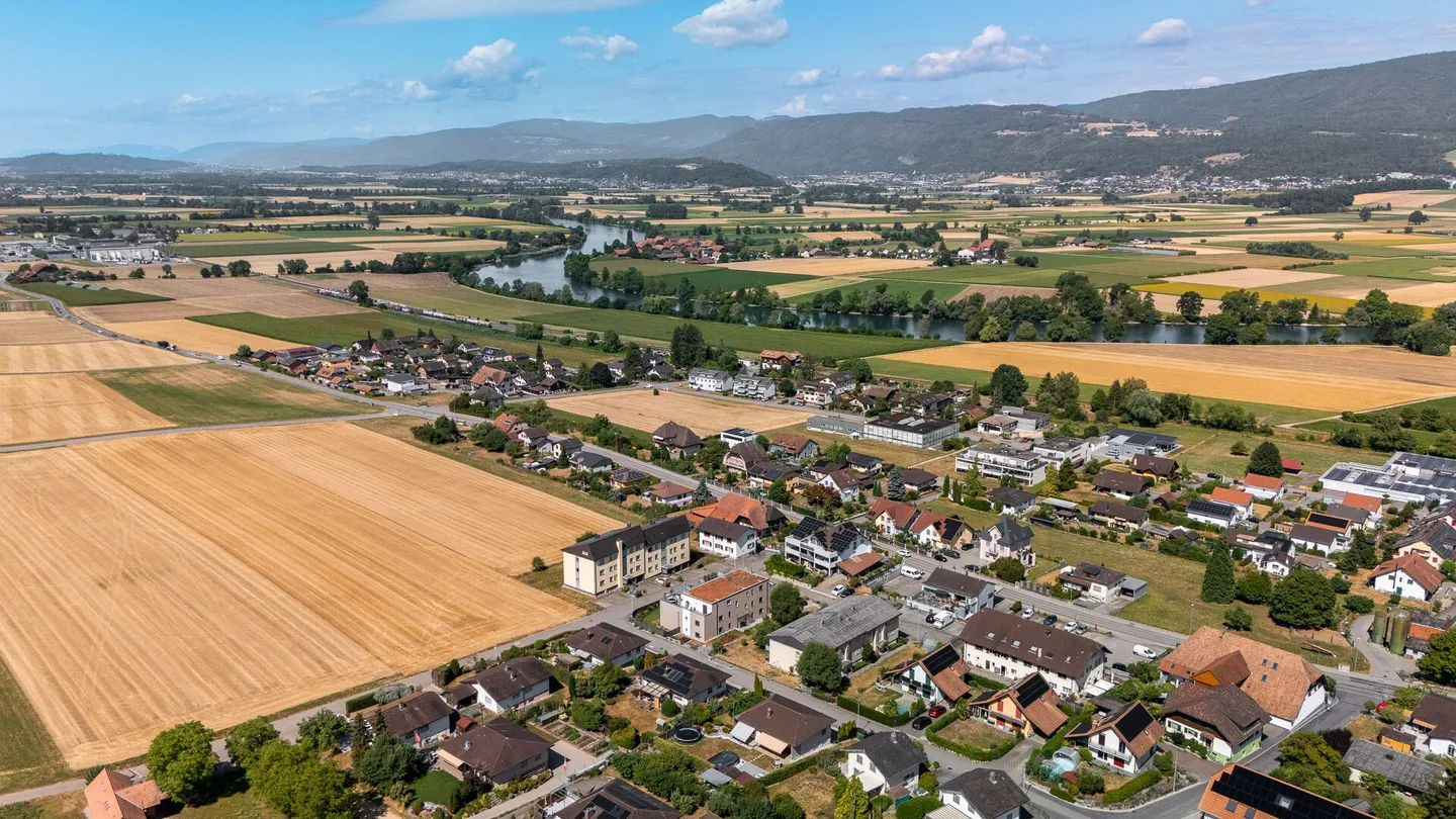 Appartement penthouse exclusif de 5,5 pièces avec terrasse de 152 m² et vue dégagée ! - Photo 4 sur 26