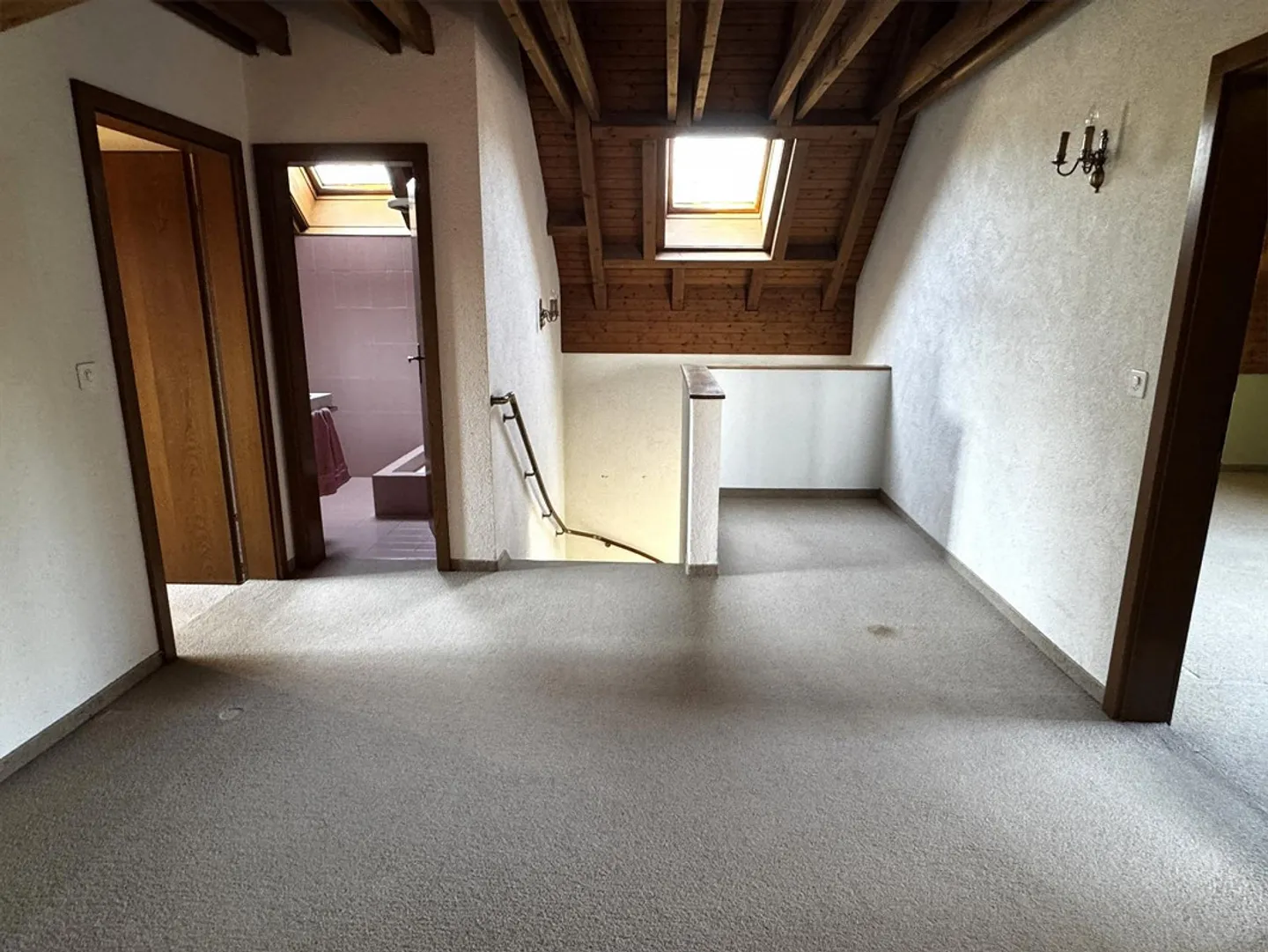 Tolles 5.5-Zimmer-Einfamilienhaus an bevorzugter Lage - Foto 11 di 21