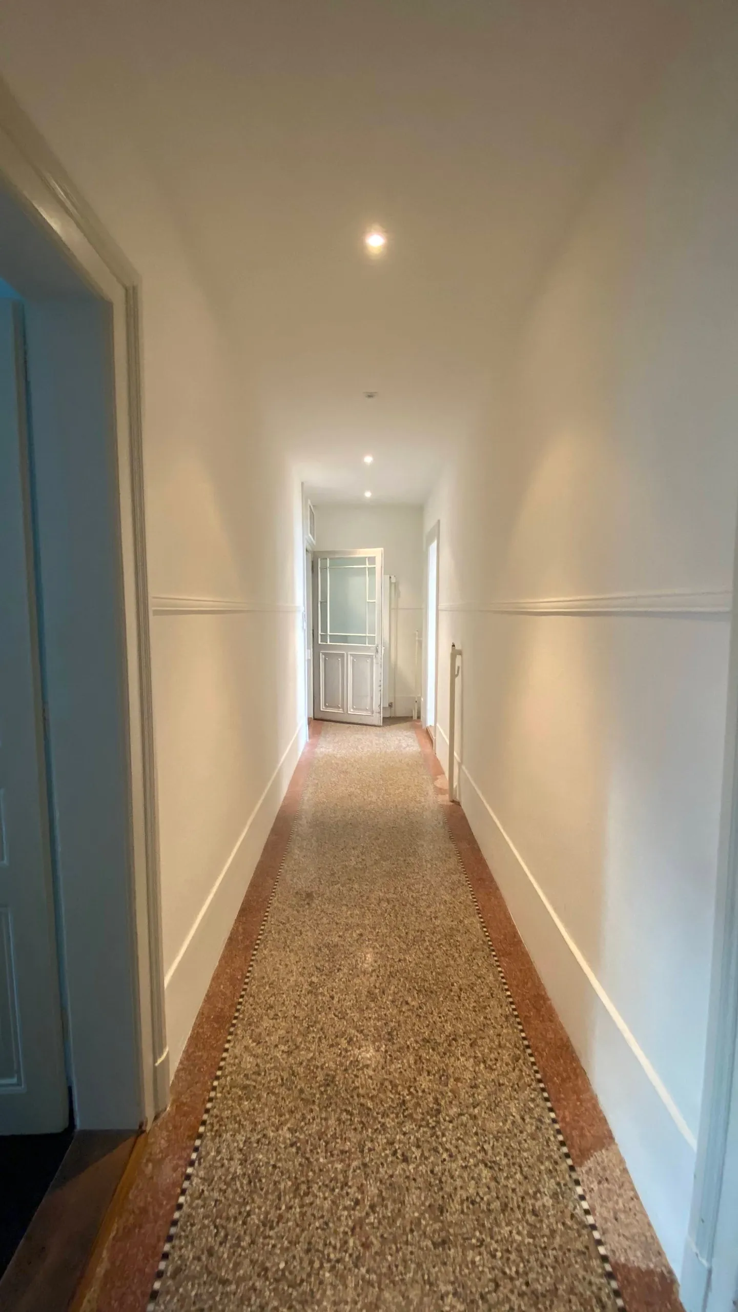 Traumhafte Altbauwohnung zentrumsnah - Foto 8 von 10