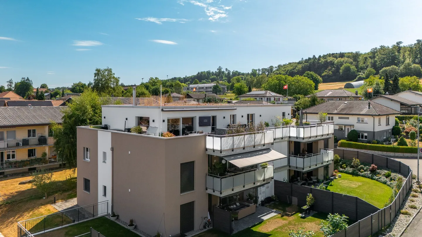 Appartement penthouse exclusif de 5,5 pièces avec terrasse de 152 m² et vue dégagée ! - Photo 23 sur 26