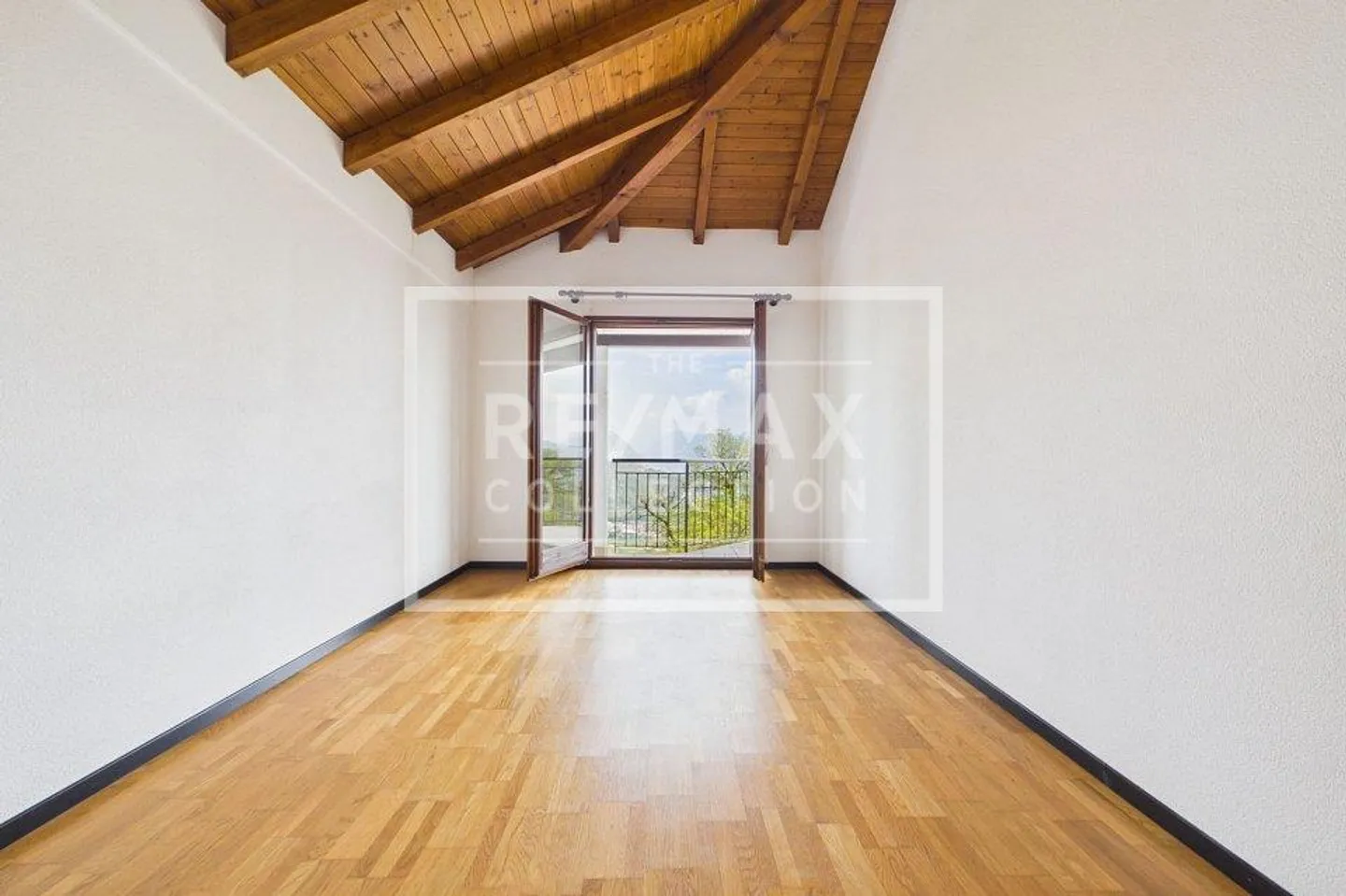 Stilvolle Maisonette mit Panoramablick - Foto 10 von 13