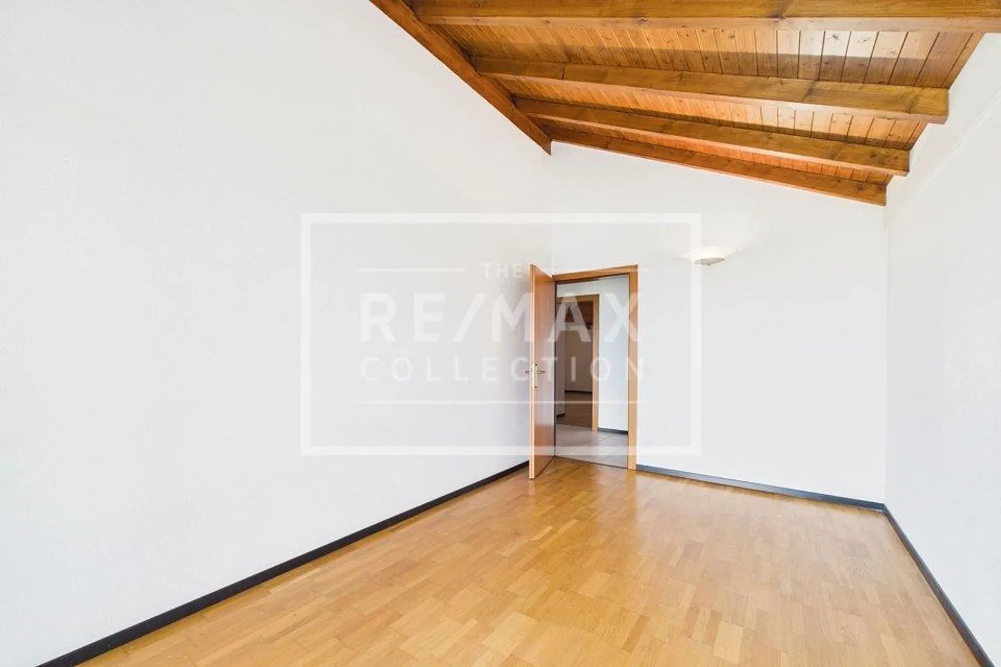 Stilvolle Maisonette mit Panoramablick - Foto 11 von 13
