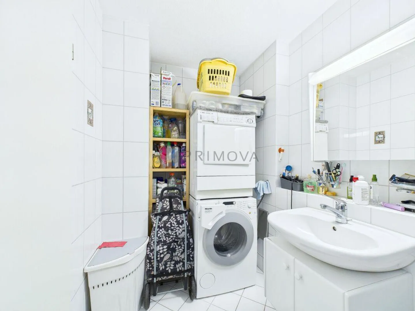 Well-maintained 4.5 room apartment in a central location in Volketswil - Photo 12 of 12