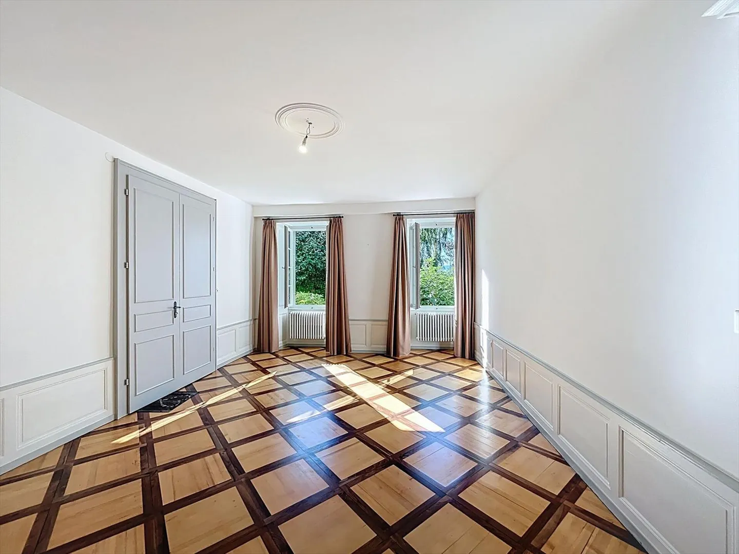 Spacieux 2.5p au calme dans une maison de Maître ! - Photo 4 sur 12