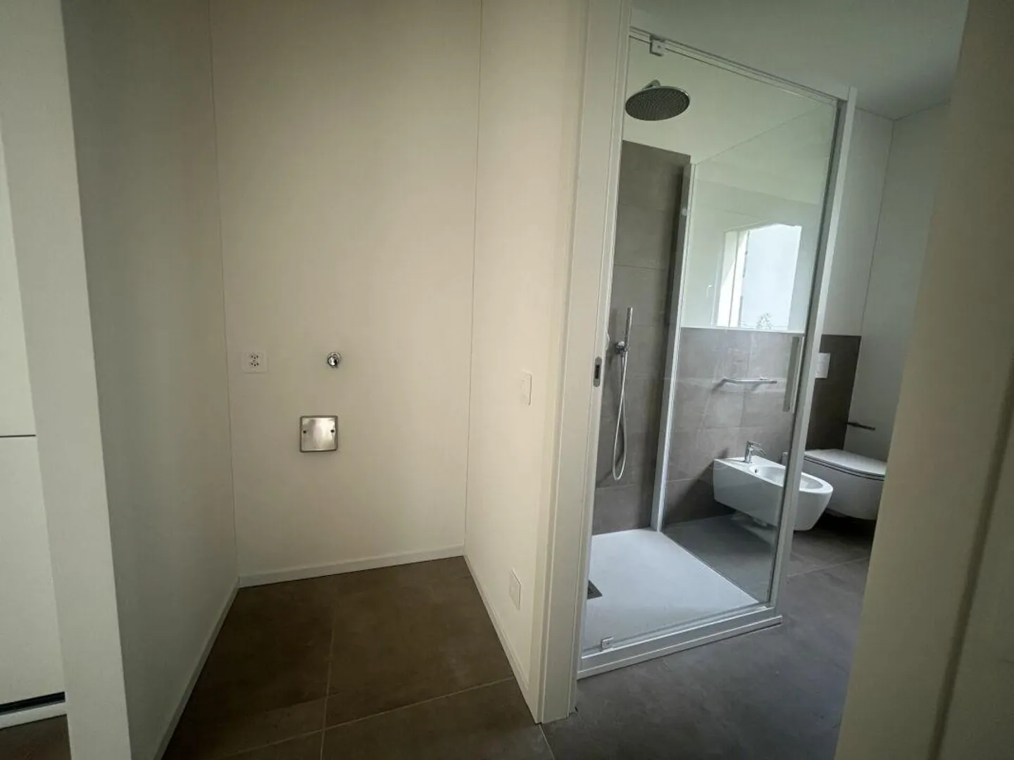 New 2.5-room apartments with garden - Photo 4 of 6