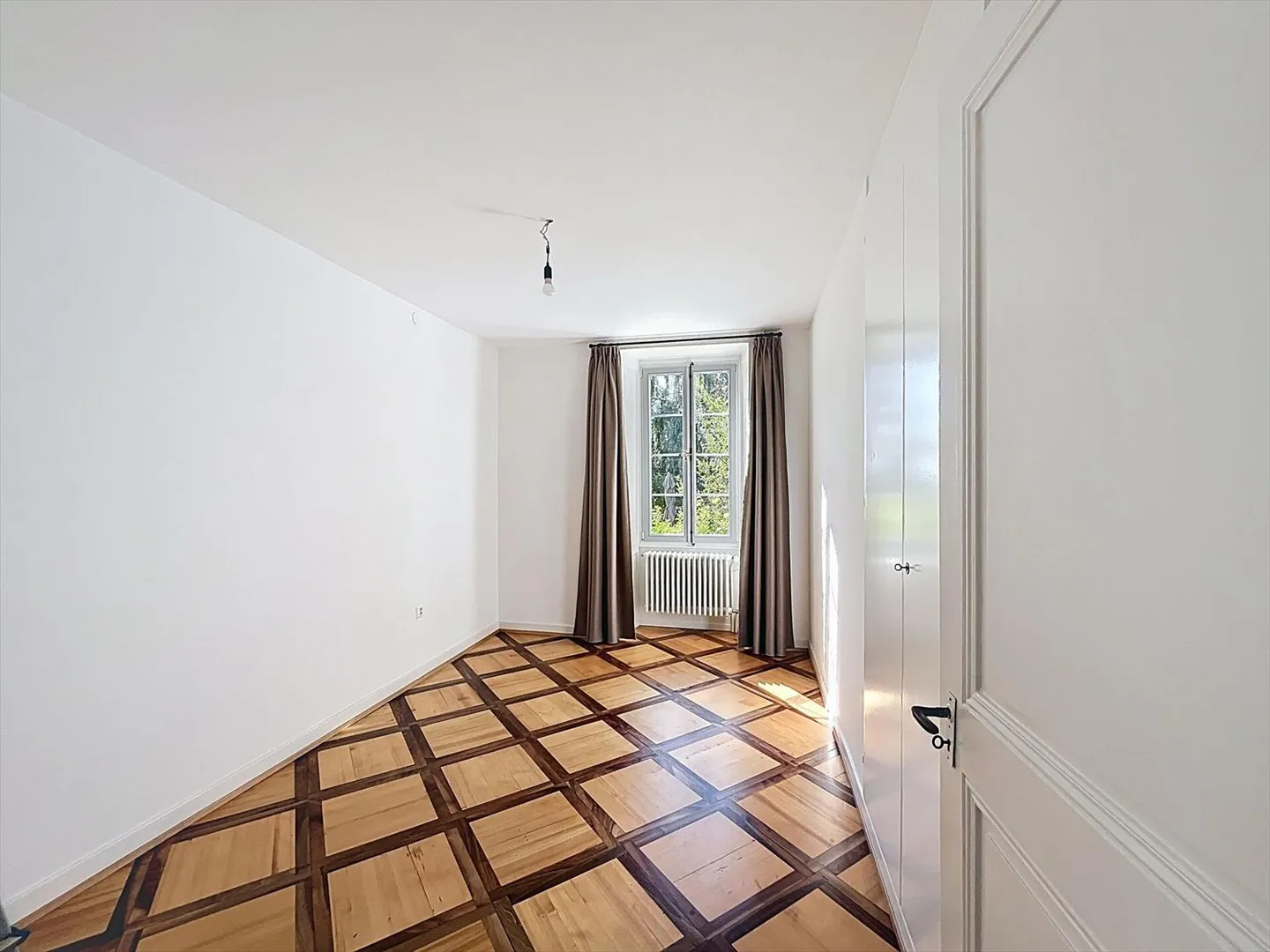 Spacieux 2.5p au calme dans une maison de Maître ! - Photo 6 sur 12