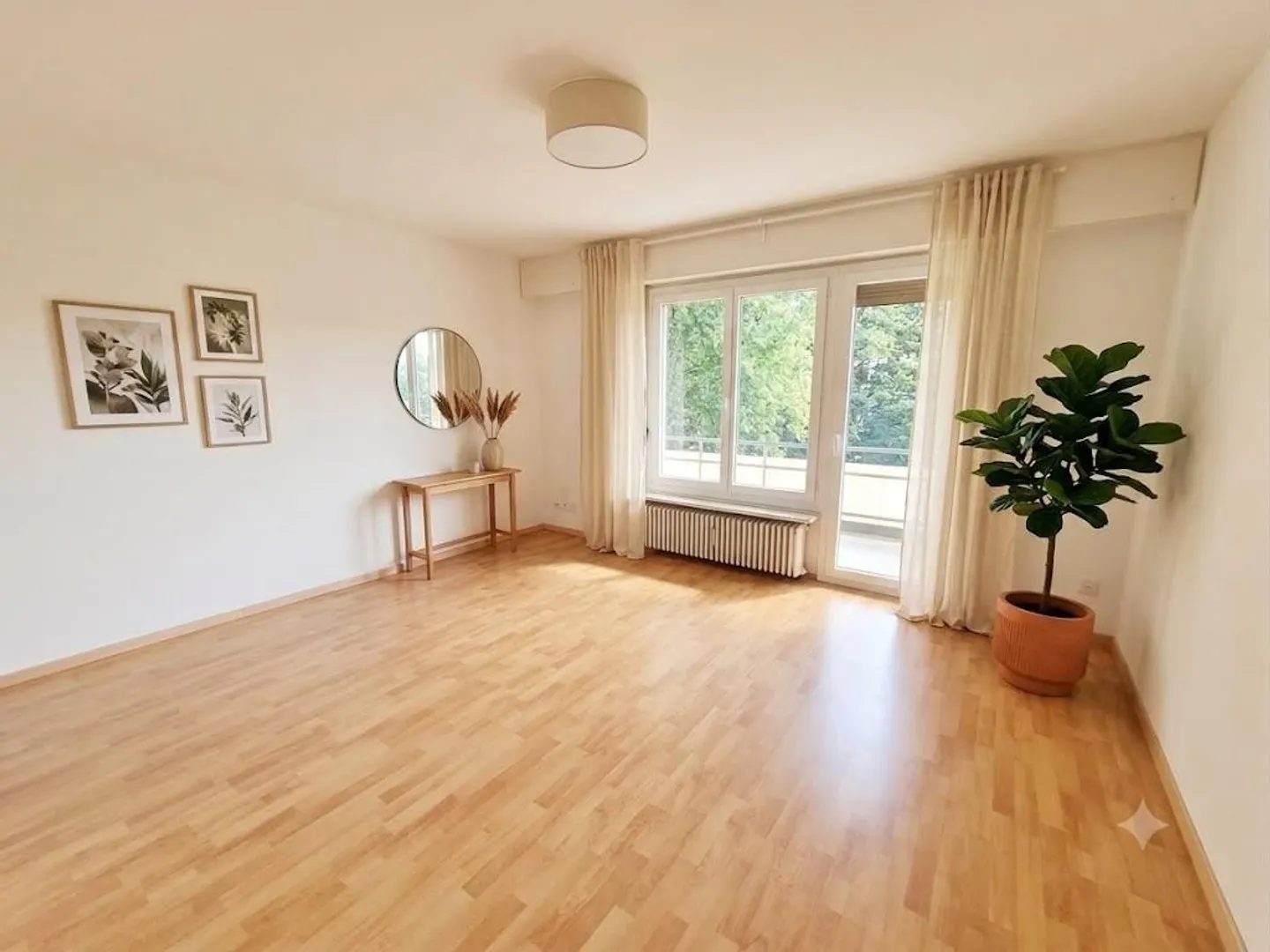 Charmante Wohnung mit Balkon - Foto 1 von 6