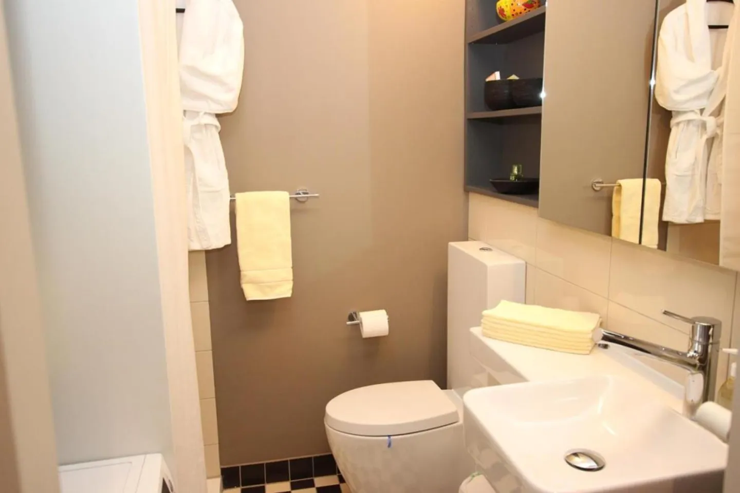 appartement studio - Photo 4 sur 8