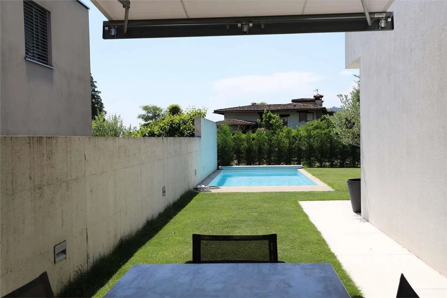 VILLA MIT GARTEN UND SCHWIMMBAD - Foto 5 von 5