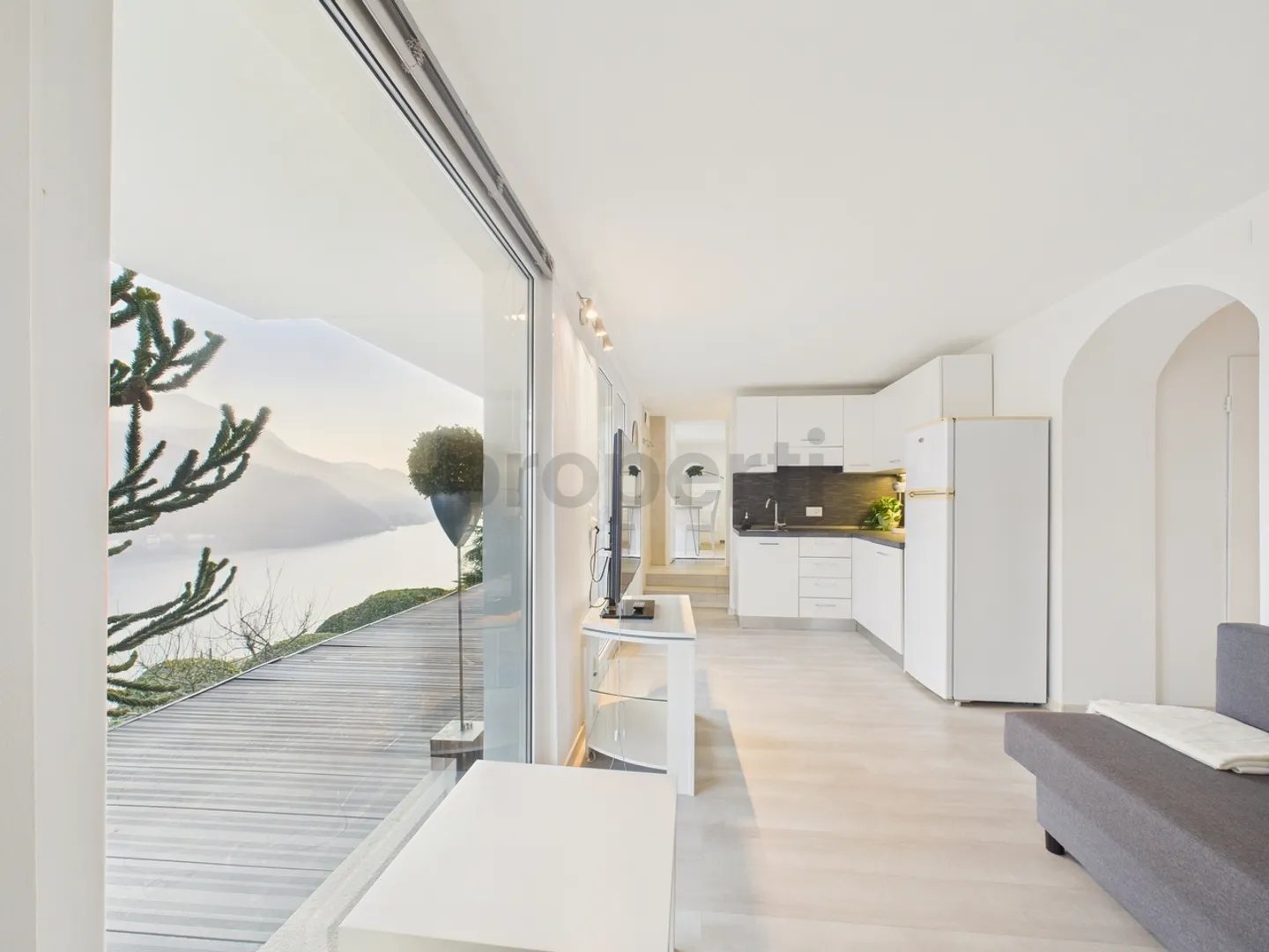 Villa Élégante avec Vue sur le Lac - Photo 8 sur 13