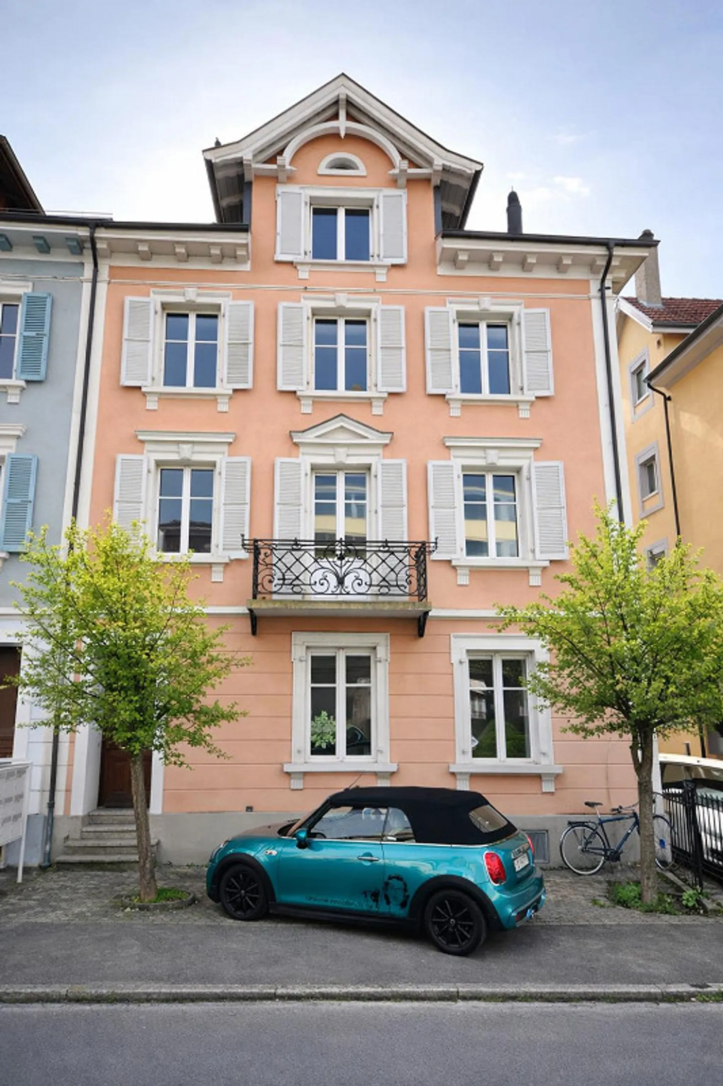 Trasferirsi e sentirsi bene: appartamento di 3 locali appena ristrutturato a Bienne - Foto 1 di 11