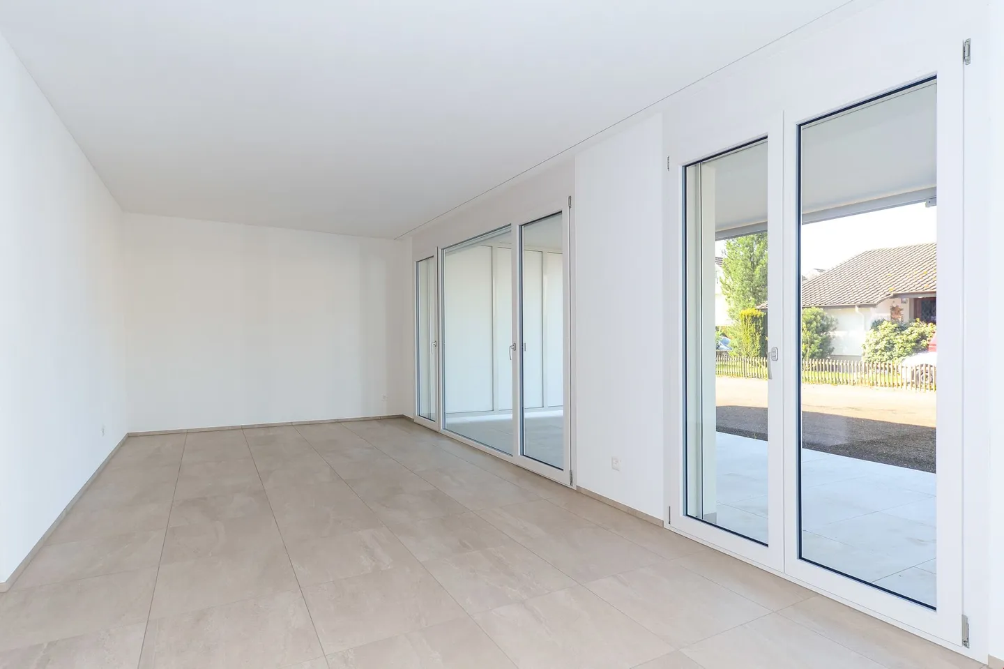 Appartamento moderno di 4,5 stanze al piano terra - Foto 5 di 13