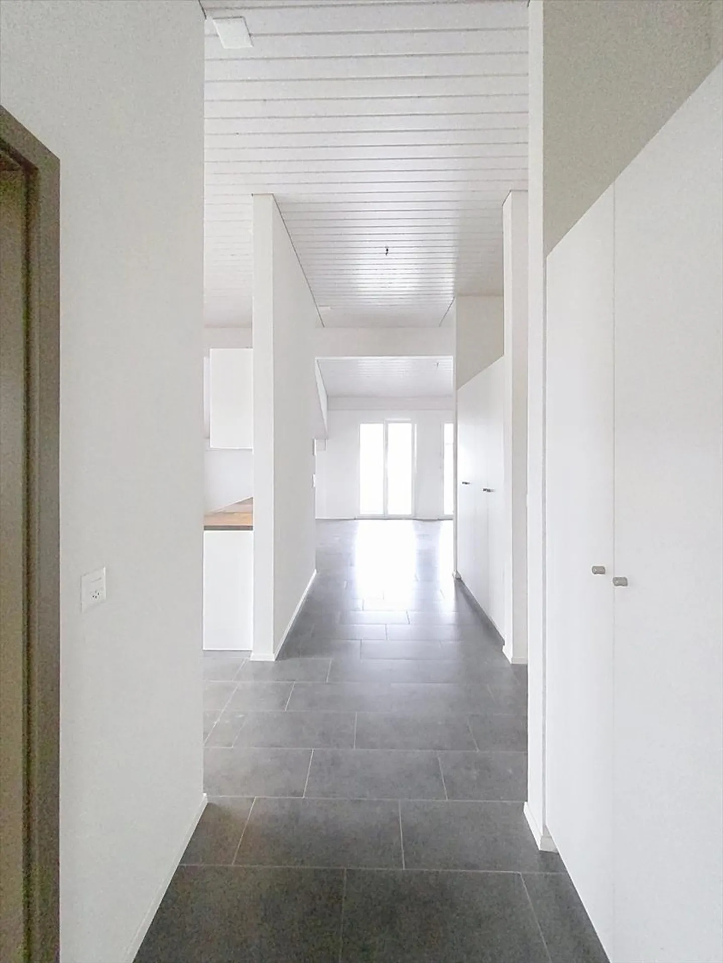 Große 2,5-Zimmer-Wohnung im 2. Stock - Foto 5 von 6