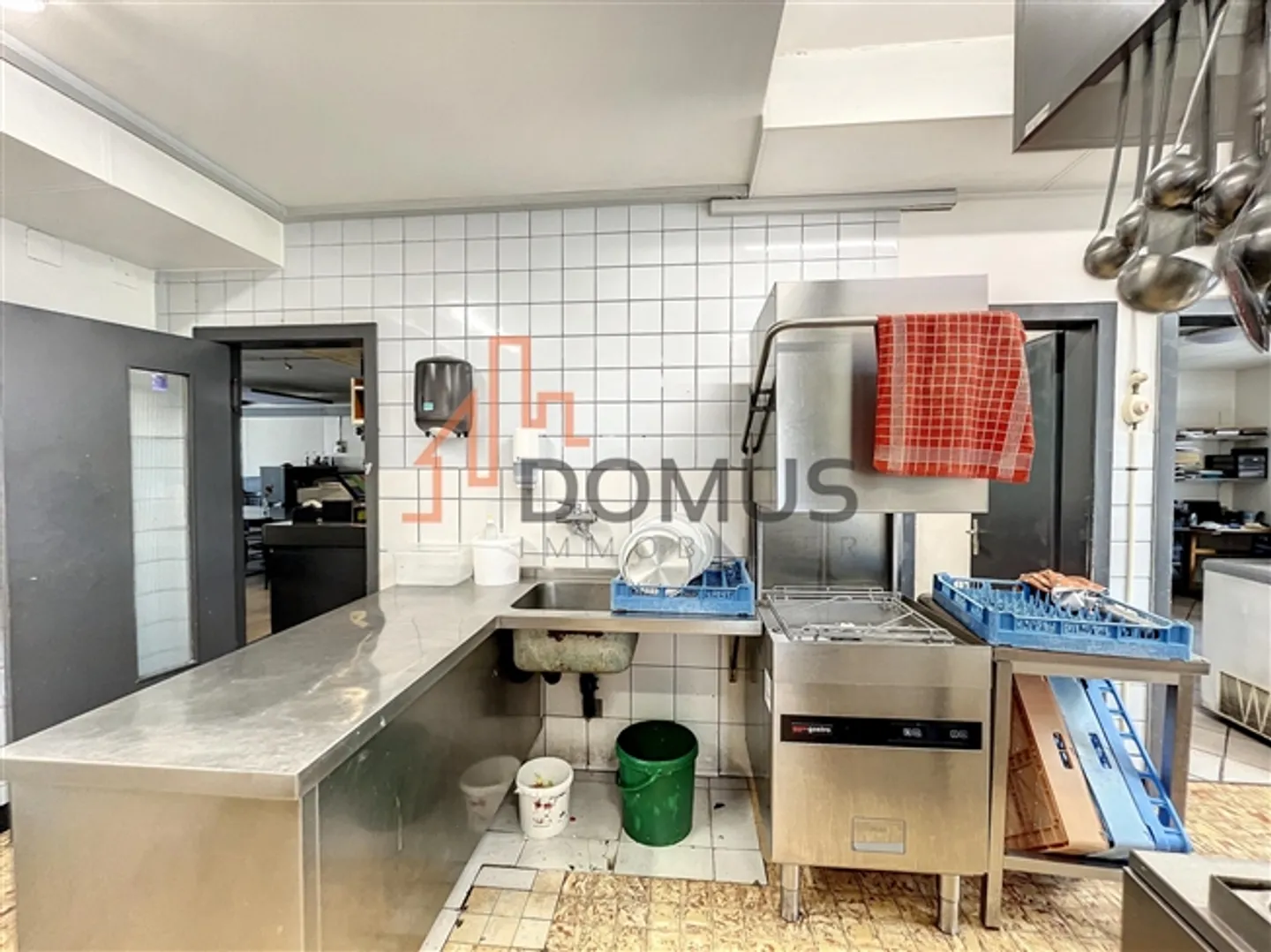 Recently renovated hotel/restaurant - Photo 9 of 20