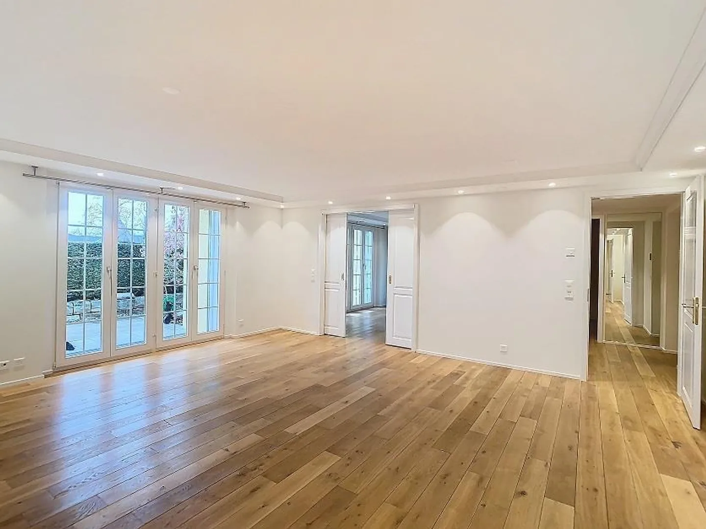 Beautiful 2.5 room apartment on the Zürichberg - Photo 1 of 11