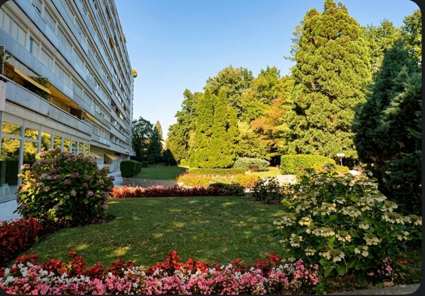 Appartamento di Lusso con Vista Giardino - Foto 13 di 13