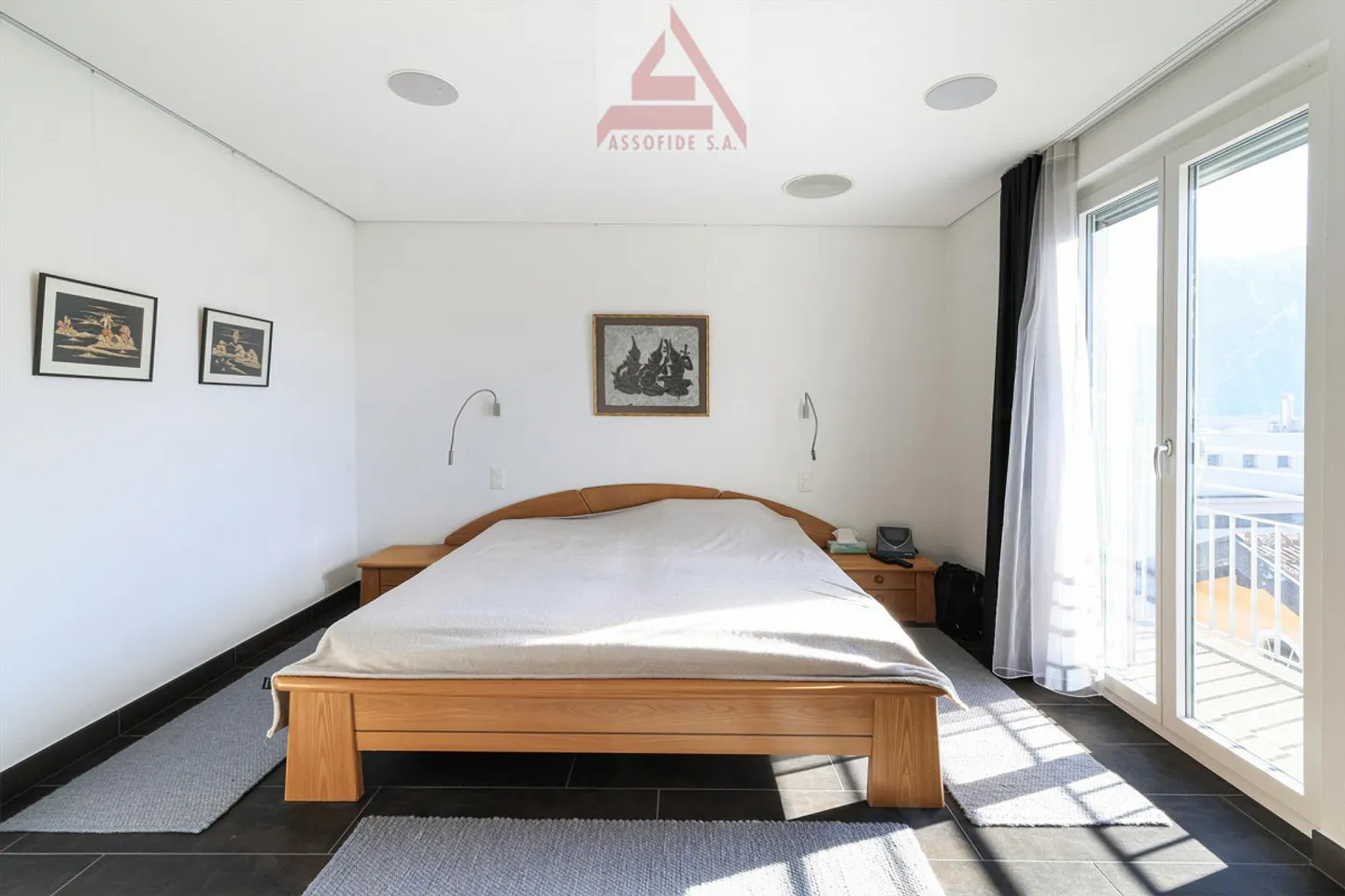 Prestigeträchtige 5,5-Zimmer-Attika mit Seeblick - Foto 4 von 9