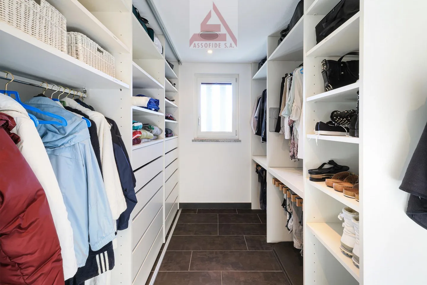 Prestigeträchtige 5,5-Zimmer-Attika mit Seeblick - Foto 5 von 9