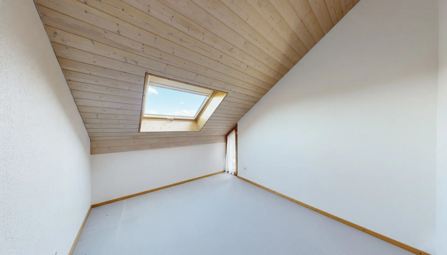 MAISON INDIVIDUELLE SPACIEUSE DE 7,5 PIÈCES DANS UN ENDROIT ENSOLEILLÉ - Photo 10 sur 11