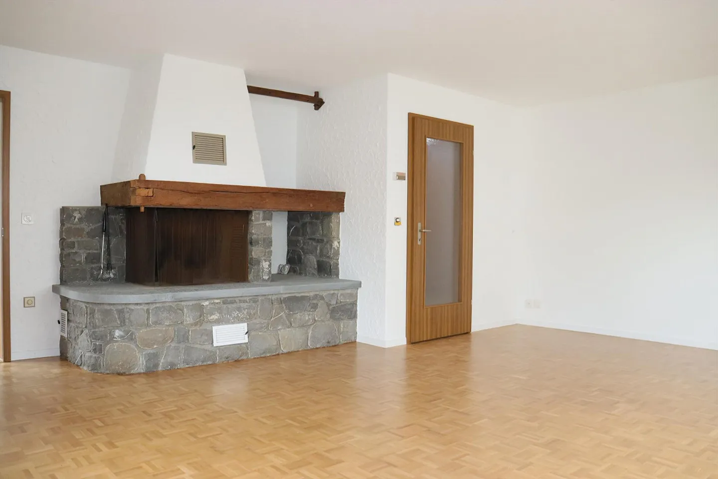 5.5 Zimmer-Wohnung 130 m², zentral in Sarnen - Foto 2 von 11