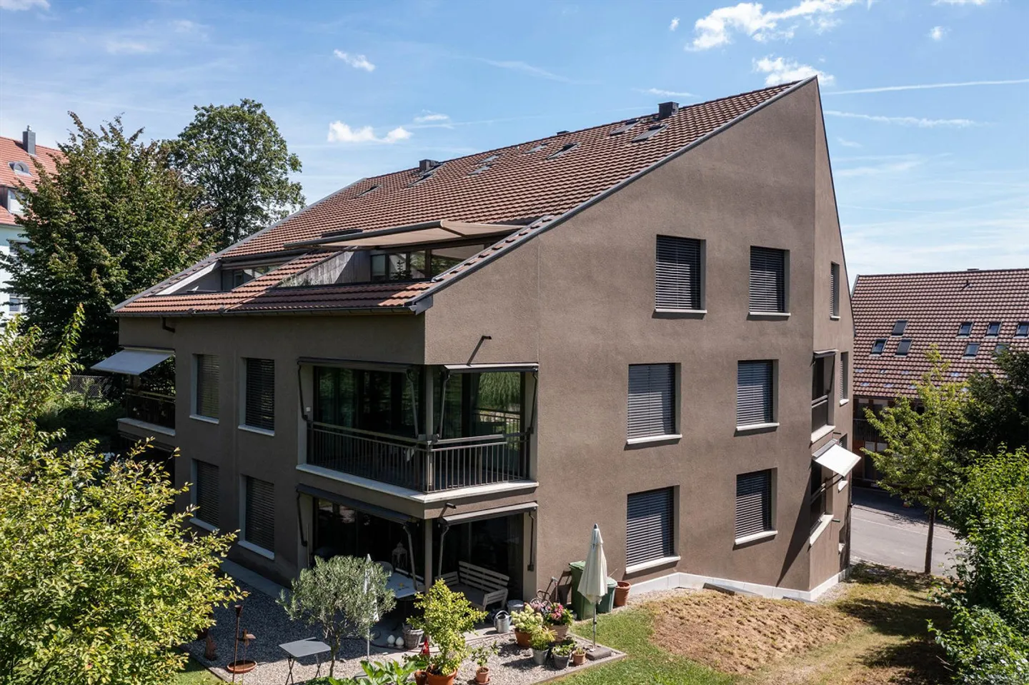 Large, modern apartment in a central, quiet location - Photo 1 of 13