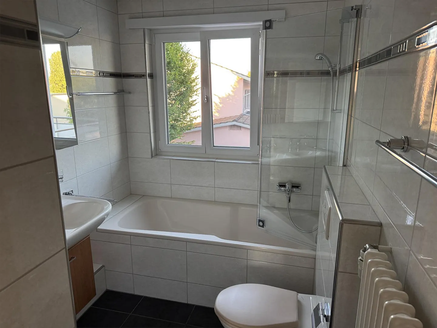 Modernes 4.5-Zimmer-Apartment - Foto 6 von 8