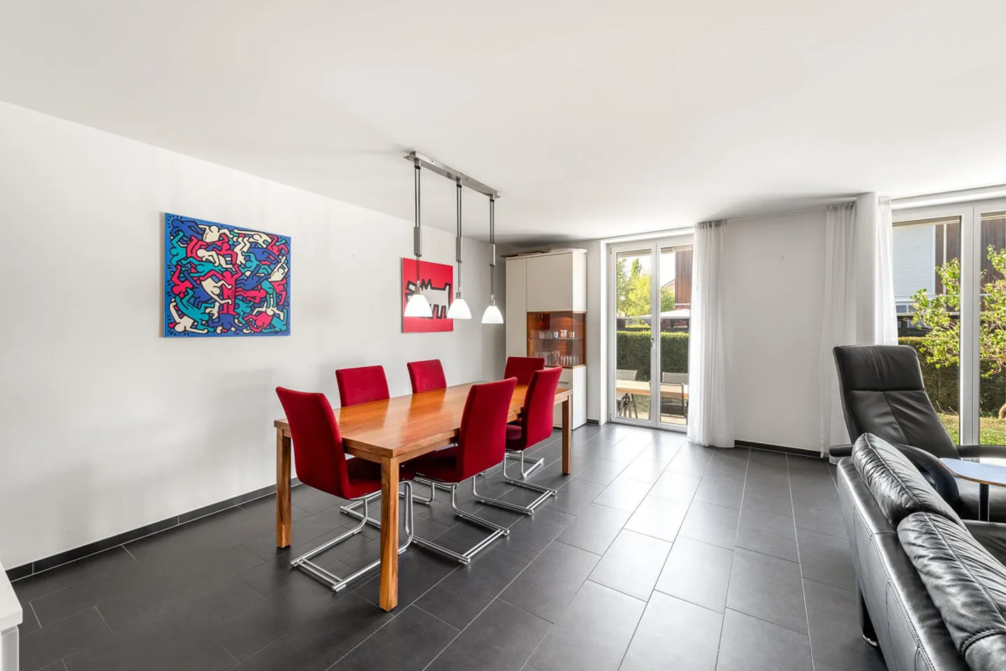 5.5-Room Corner Row House - A Family Paradise for Young Children - Photo 5 of 12