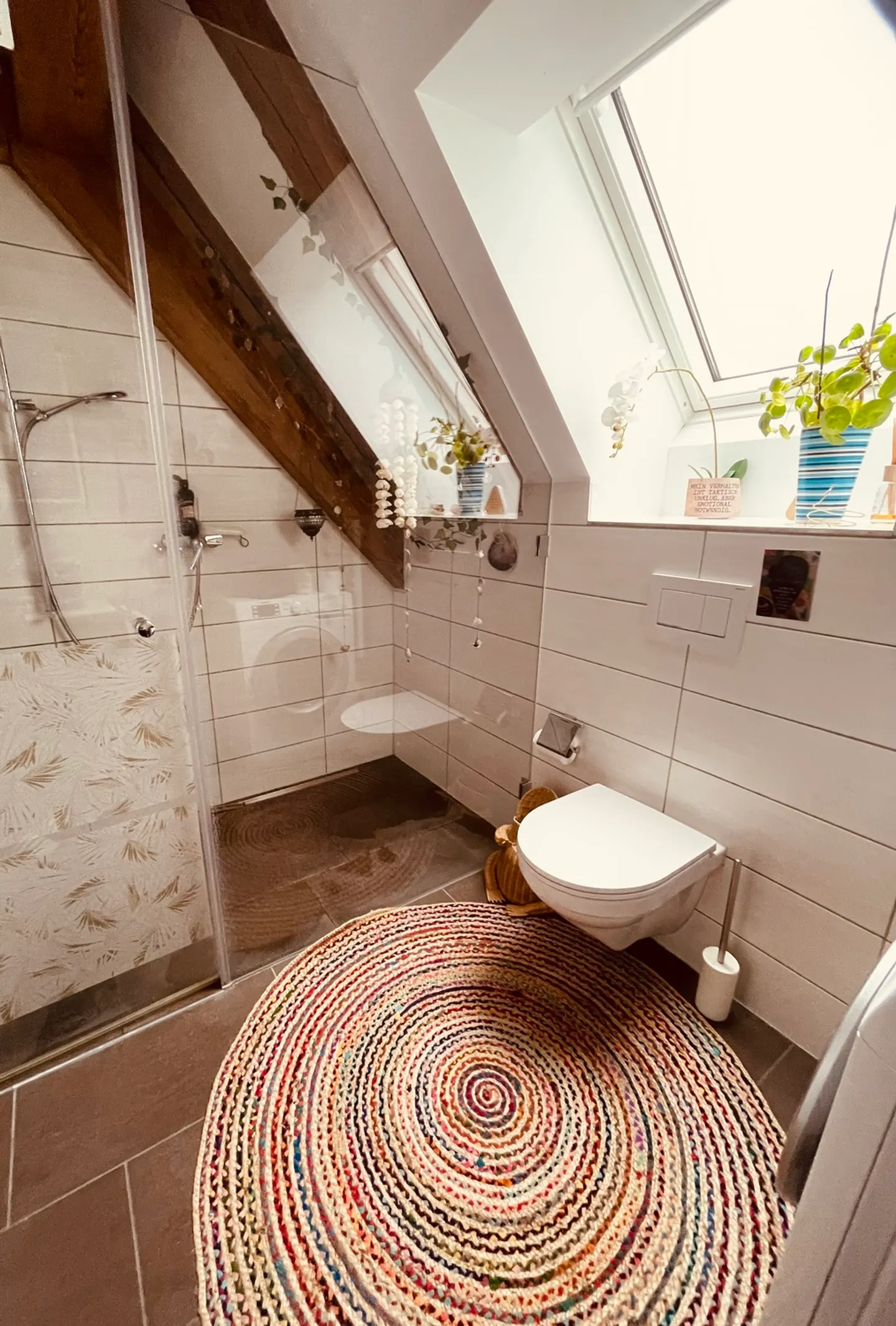 Renovated Loft with Garden View - Photo 9 of 10