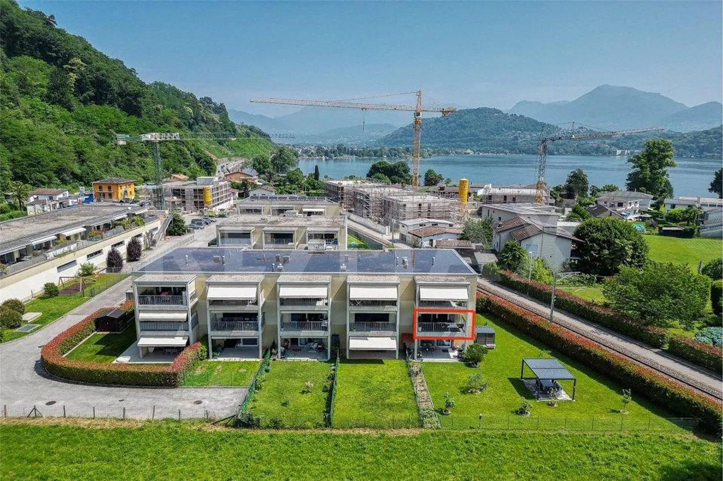 Helles 3,5-Zimmer-Apartment - Foto 3 von 13