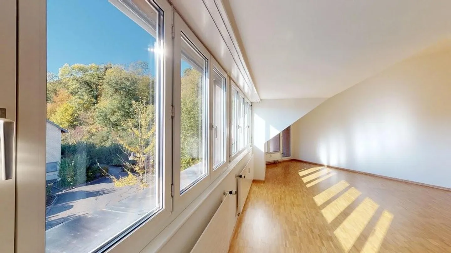 Charmante Dachwohnung in Reinach - Foto 6 von 10