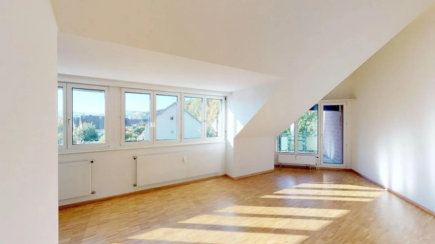 Charmante Dachwohnung in Reinach - Foto 8 von 10