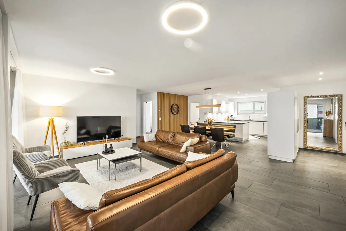 Apartment for sale - Photo 1 of 14