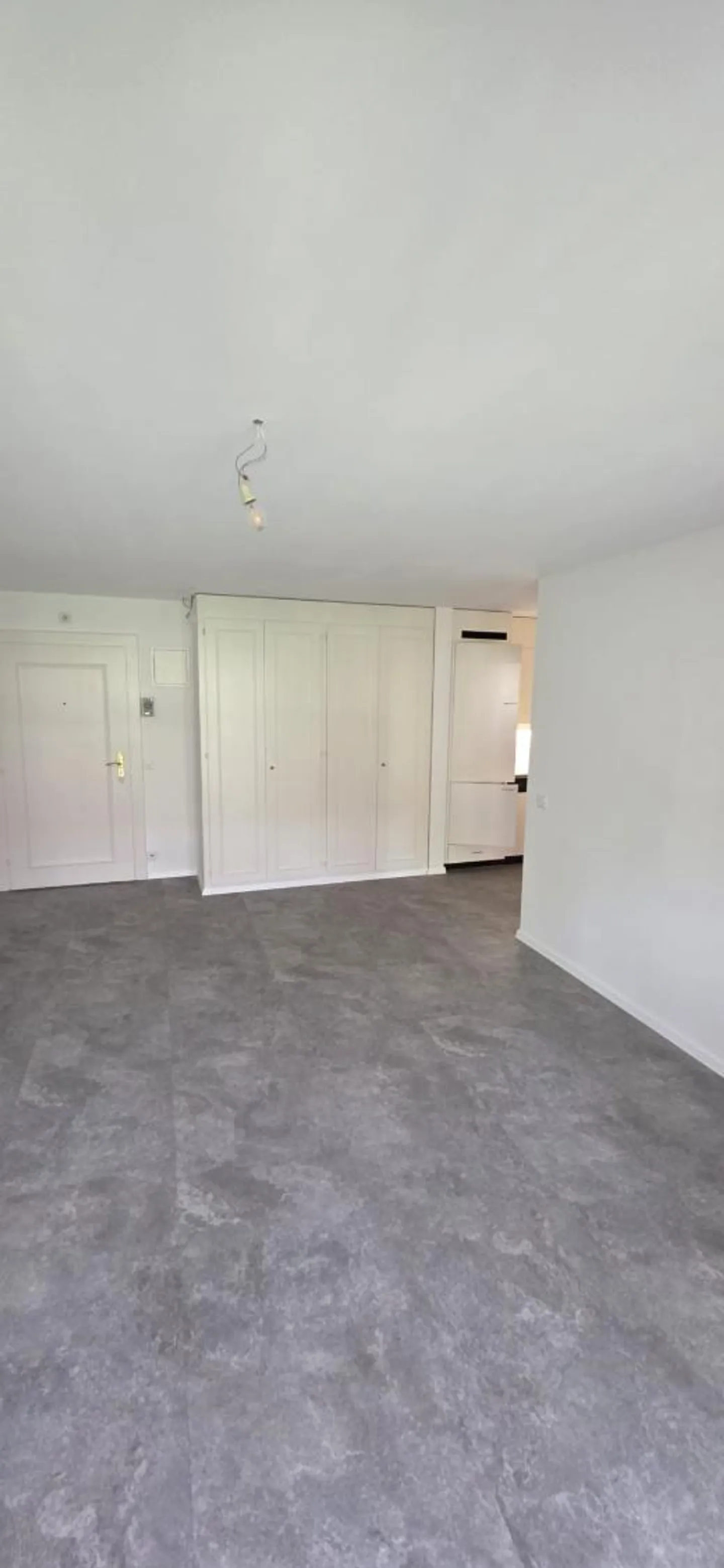 Charmant appartement 2.5 pièces - Photo 3 sur 8