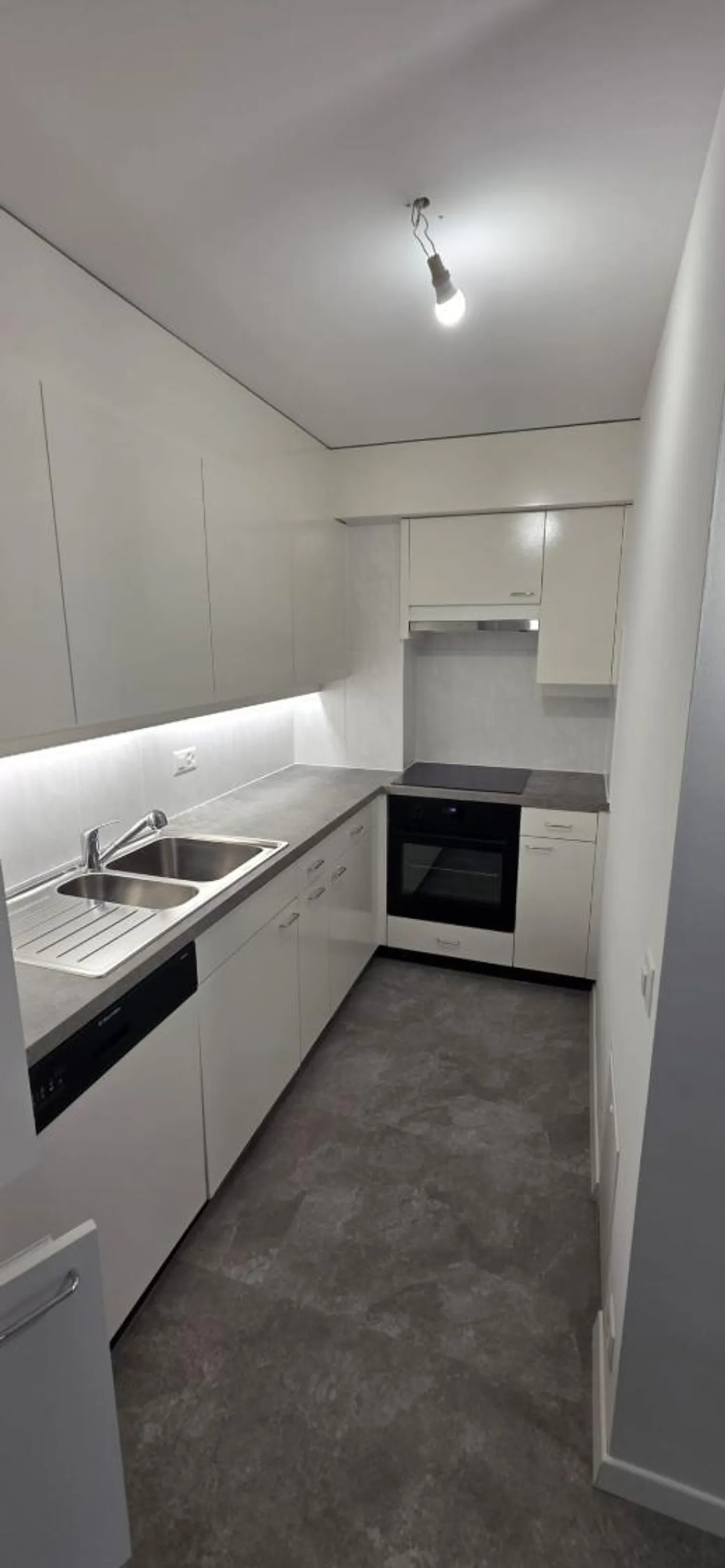 Charmant appartement 2.5 pièces - Photo 4 sur 8