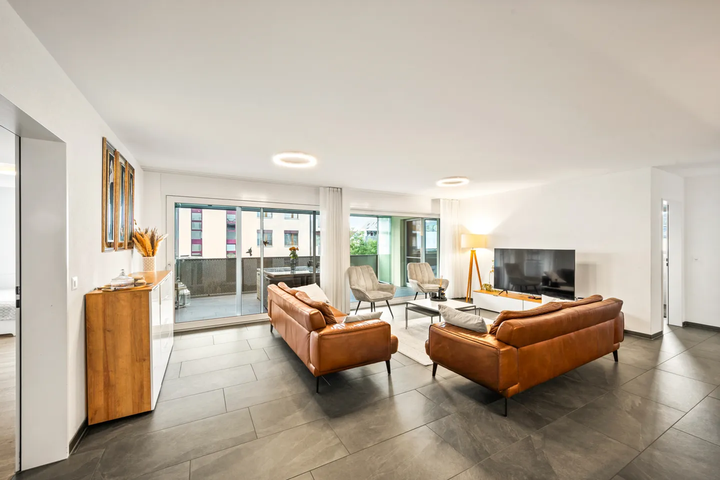 Apartment for sale - Photo 2 of 14