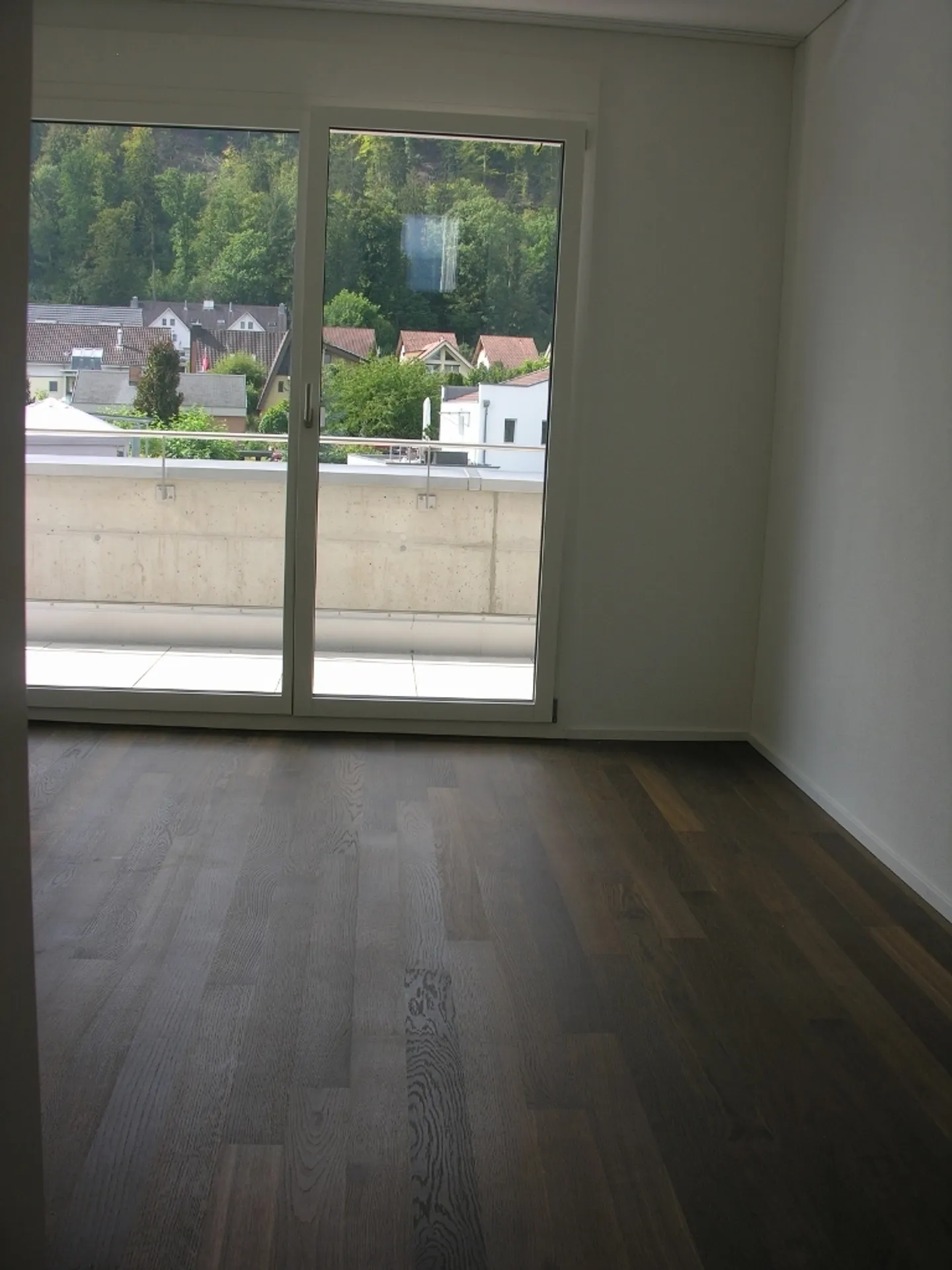 Modern and spacious 4.5-room penthouse apartment in a quiet location - Photo 9 of 12