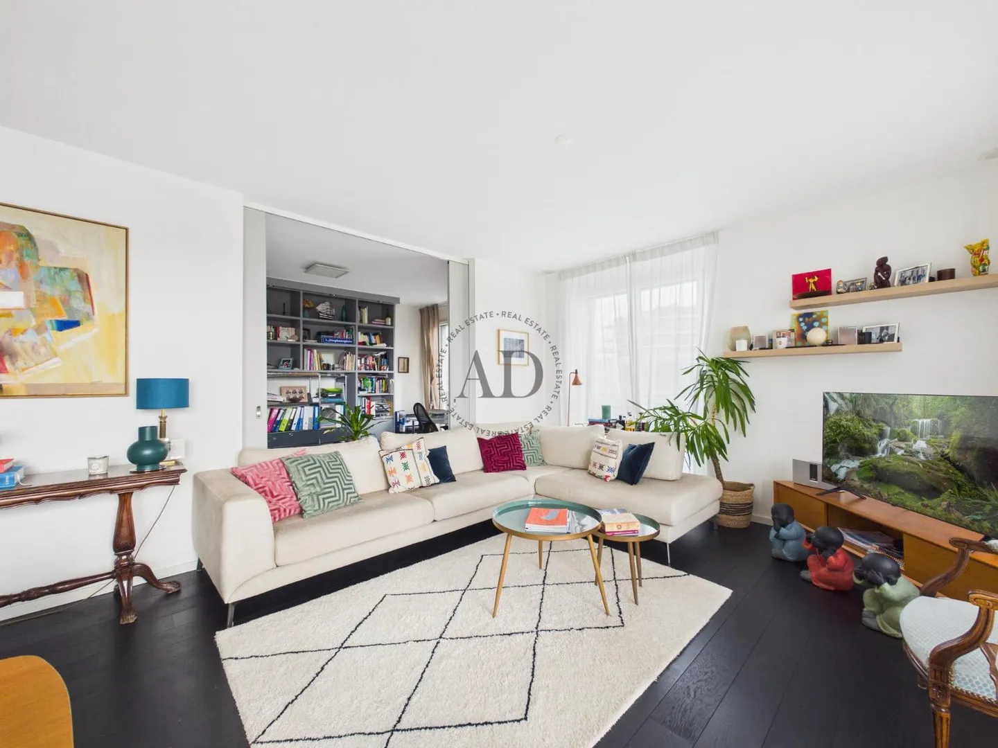 Helles Apartment in neuem Gebäude - Foto 4 von 13