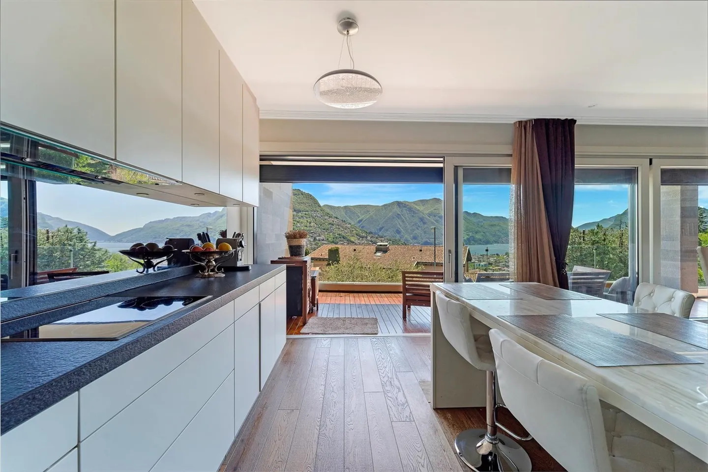 Penthouse élégant et prestigieux avec vue sur le lac - Photo 4 sur 16