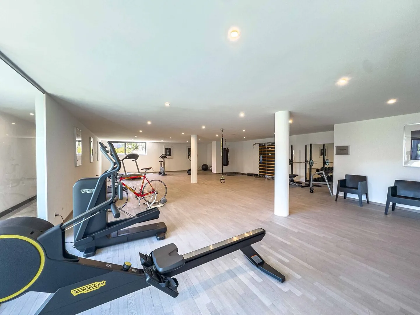 Penthouse élégant et prestigieux avec vue sur le lac - Photo 10 sur 16